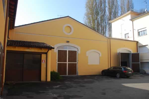 Progetto di riparazione e miglioramento sismico di un magazzino in muratura